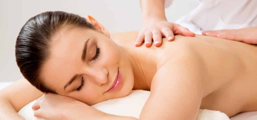 Massages | Back Signature Facial